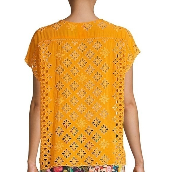 NWT Johnny Was Short Sleeve Eyelet Top Size Large - Picture 3 of 16